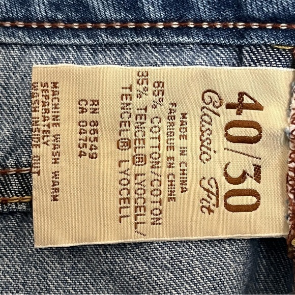 Men’s  Tommy Bahama Classic Fit Light Wash Relaxed Jeans Size 40 X 30 - Picture 9 of 14